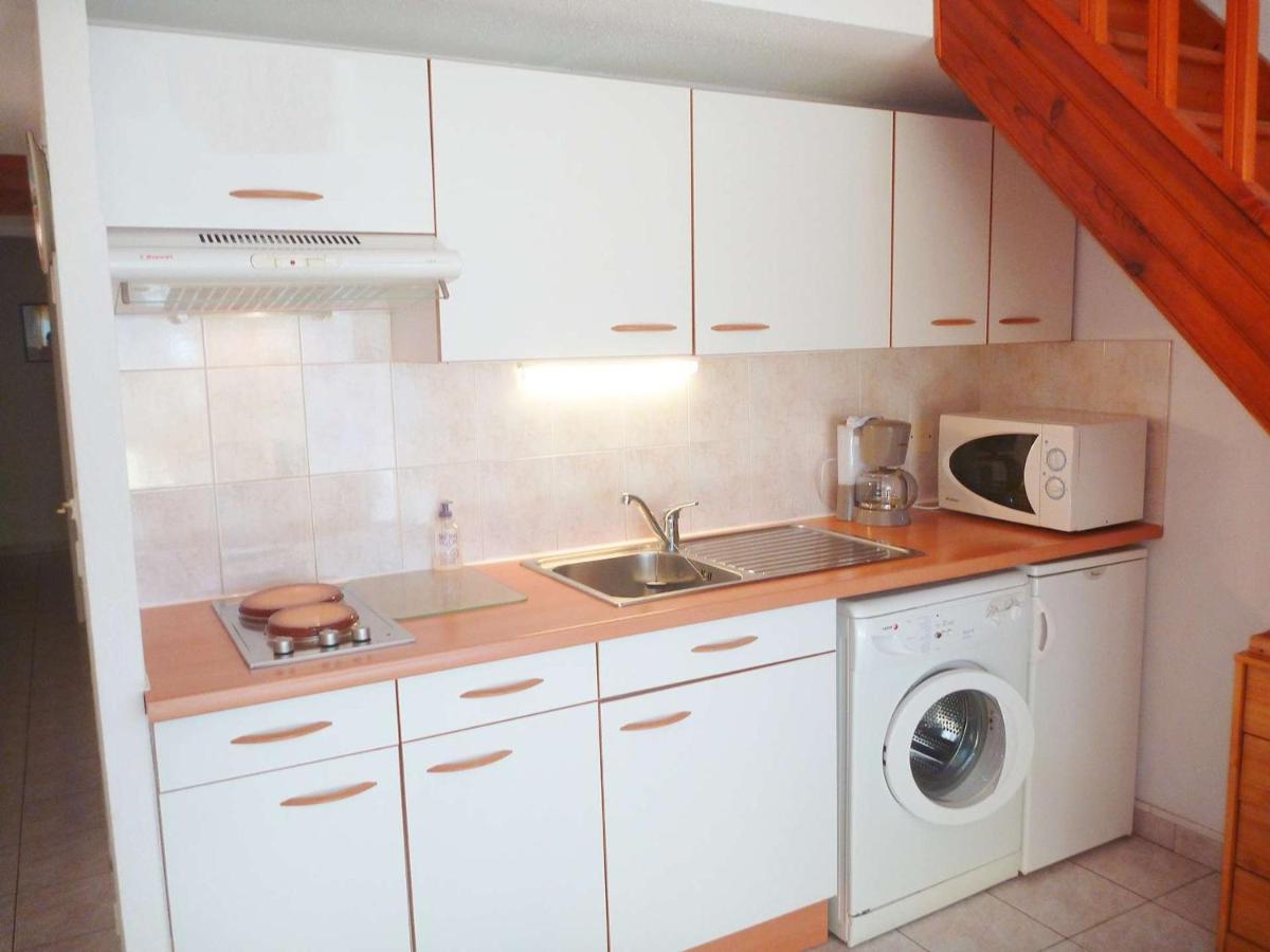 Maison De Vacances Au Canal, 2 Chambres, Animaux Admis, Parking Prive - Fr-1-387-86 Марсейан Экстерьер фото